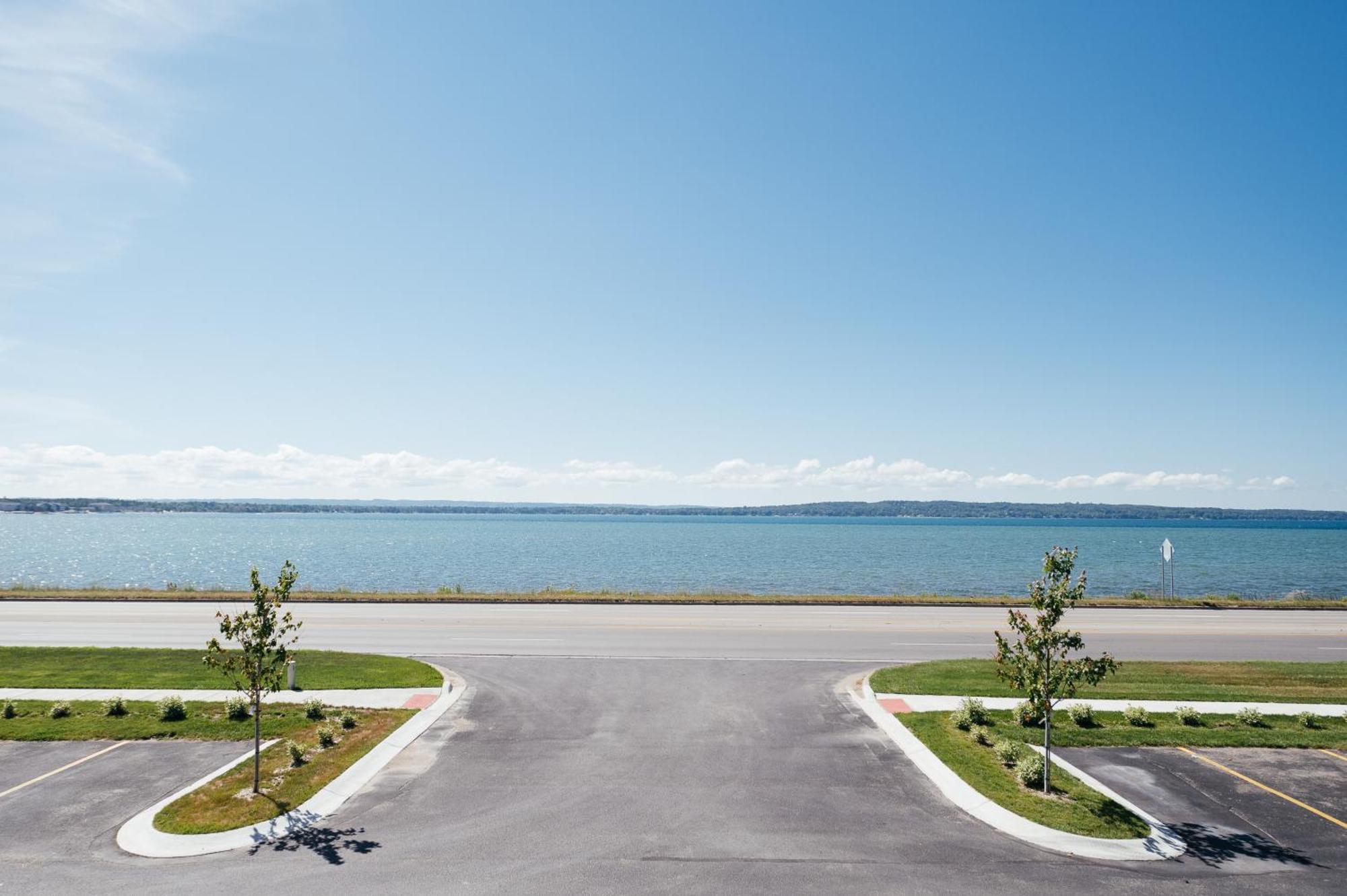 Kasa Gold Coast Inn Traverse City Exteriér fotografie