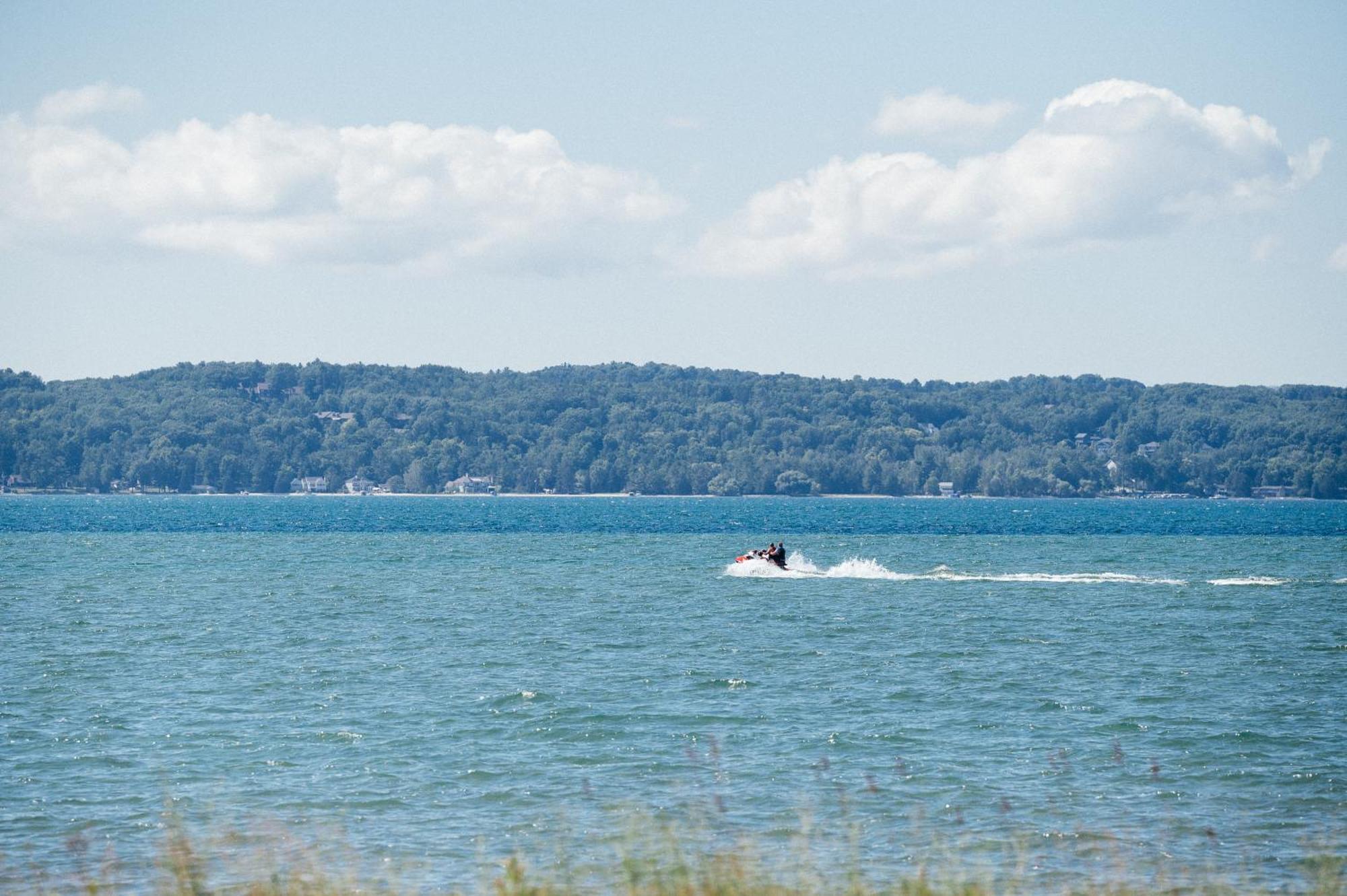 Kasa Gold Coast Inn Traverse City Exteriér fotografie